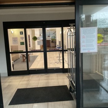 Holiday Inn Express & Suites Austin - Entrance of hotel - Hotels Near Me - Austin, Texas