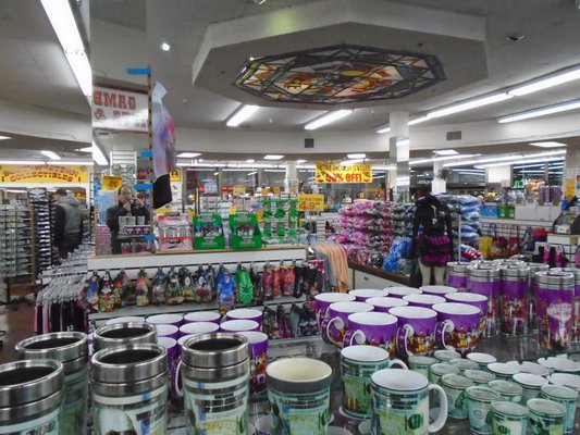 Gifts Galore! - Come and check out the World's Largest Gift Shop, Bonanza Gift Shop @2440 Las Vegas Blvd S Las Vegas, NV 89104. We have thousands of different gifts and knick knacks to browse from. If you're looking for something to buy for a friend and can't decide, we have it here for you!