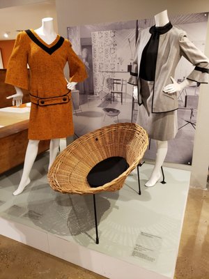 Fashion and Textile Museum by null