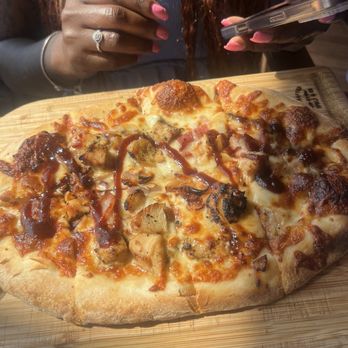 Monarch Ocean Pub - Bbq Flatbread - Gastropubs Near Me - Del Mar, California