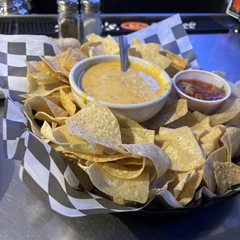 Louie's Grill and Bar - Sports Bars Near Me - Tulsa, Oklahoma Louie's Grill and Bar - Sports Bars Near Me - Tulsa, Oklahoma