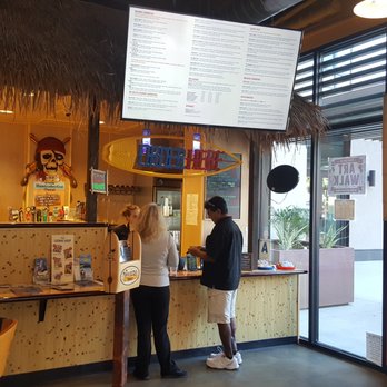 Beach Hut Deli - Delis Near Me - Oceanside, California