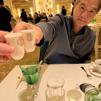 Wing Lei - Cheers!  This is complimentary jasmine tea - Chinese Near Me - Las Vegas, Nevada