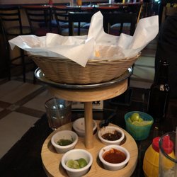 La Numero 4 Taqueria y Cantina
