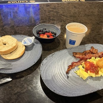 Hyatt Place Pasadena - Breakfast buffet - Hotels Near Me - Pasadena, California Hyatt Place Pasadena - Breakfast buffet - Hotels Near Me - Pasadena, California