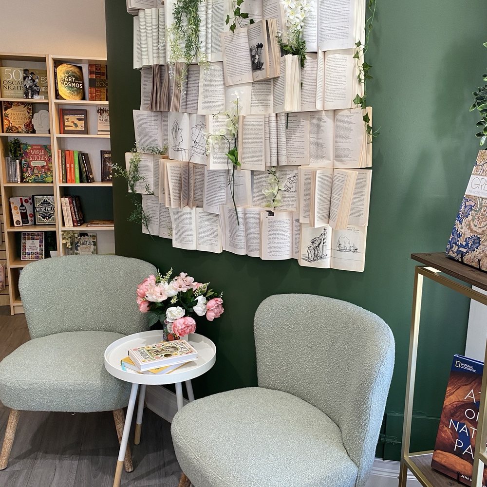 Beyond Text Bookstore - Bookstores Near Me - Los Gatos, California