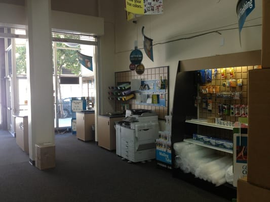 THE UPS STORE - Updated November 2024 - 24 Photos & 70 Reviews - 1714