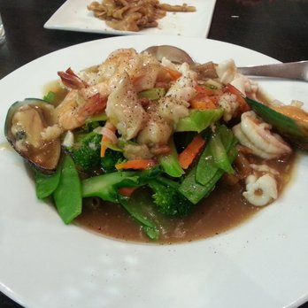 Chaba Thai Kitchen - Seafood Lard Nah - Thai Near Me - San Diego, California