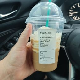 The iced espresso I ordered and what I actually got.