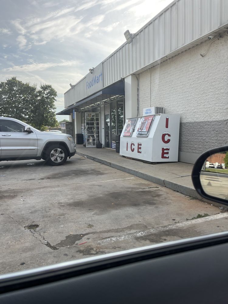 CHEVRON Updated May 2024 3585 Lee Rd SW, Snellville, Gas