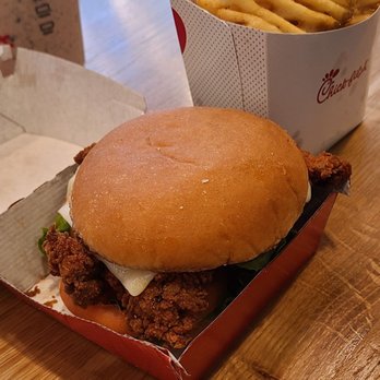 Chick-fil-A - Spicy Chicken Sandwich Deluxe Meal - Fast Food Near Me - Scarborough, Ontario Chick-fil-A - Spicy Chicken Sandwich Deluxe Meal - Fast Food Near Me - Scarborough, Ontario