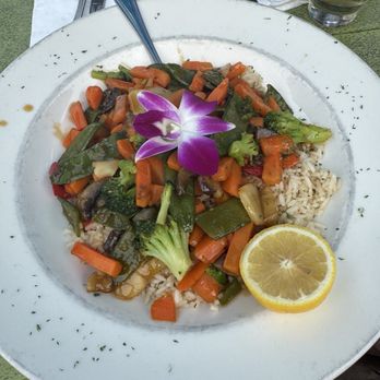 Nervous Nellie's - Vegetable stir fry - Seafood Near Me - Fort Myers Beach, Florida Nervous Nellie's - Vegetable stir fry - Seafood Near Me - Fort Myers Beach, Florida