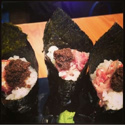 魚作 - Hamachi truffle hand rolls -- must order! Not on menu.