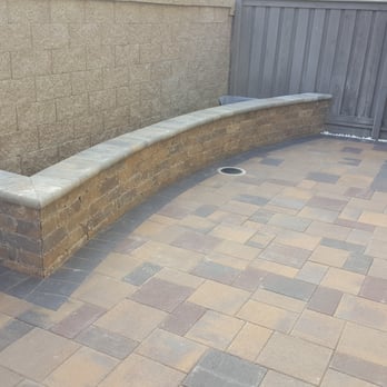 Select Pavers - Retaining wall with 100% toscana and victorian bullnose caps. - Masonry/Concrete Near Me - Hayward, California Select Pavers - Retaining wall with 100% toscana and victorian bullnose caps. - Masonry/Concrete Near Me - Hayward, California