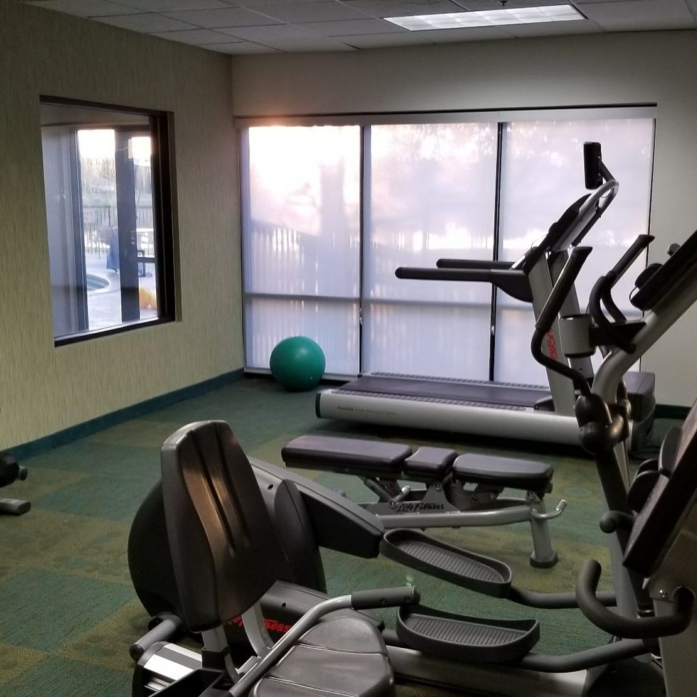 Springhill Suites by Marriott Sanford - Small, tight gym, no machines, yoga Mats, medicine balls, etc.  Just 3 cardio and dumbells. - Hotels Near Me - Sanford, Florida