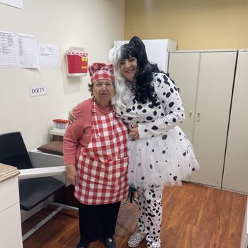 Khudatyan Hrach, MD - 2023 Halloween with patients - Family Practice Near Me - Glendale, California Khudatyan Hrach, MD - 2023 Halloween with patients - Family Practice Near Me - Glendale, California