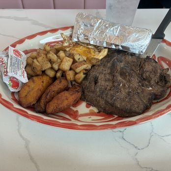 Rosa Mezcal - Carne Asada, eggs, papas, plantains - Mexican Near Me - Edmond, Oklahoma Rosa Mezcal - Carne Asada, eggs, papas, plantains - Mexican Near Me - Edmond, Oklahoma