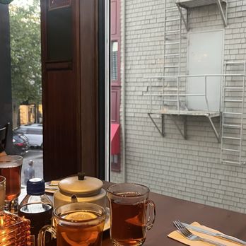 Buskers - tea upstairs - Irish Near Me - Newport, Rhode Island Buskers - tea upstairs - Irish Near Me - Newport, Rhode Island