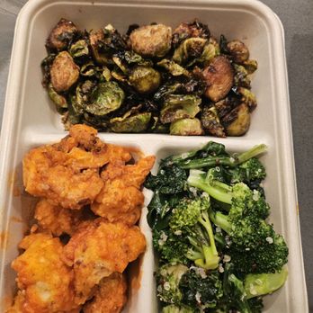 Erewhon - $20 hot plate - Grocery Near Me - Pasadena, California Erewhon - $20 hot plate - Grocery Near Me - Pasadena, California
