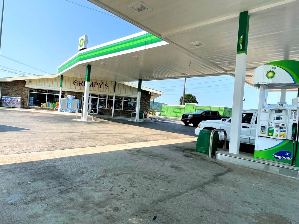 INTERSTATE BP 10 Reviews 755 S 10th St, Williamsburg, Kentucky
