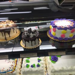 Giant Eagle - Yummy designer cakes