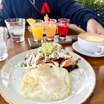 Cafe Vida - Chilaquiles Rojos - Breakfast & Brunch Near Me - Culver City, California Cafe Vida - Chilaquiles Rojos - Breakfast & Brunch Near Me - Culver City, California