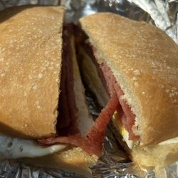 Bagels-4-u - Taylor ham & egg on the roll.