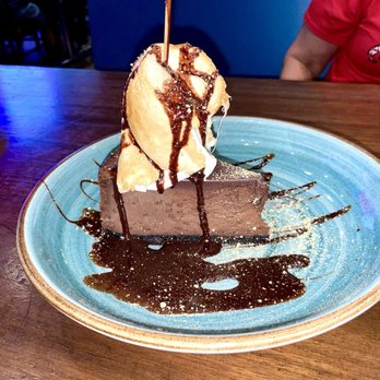 Dave & Buster's Ala Moana - S'mores Cheesecake - Arcades Near Me - Honolulu, Hawaii