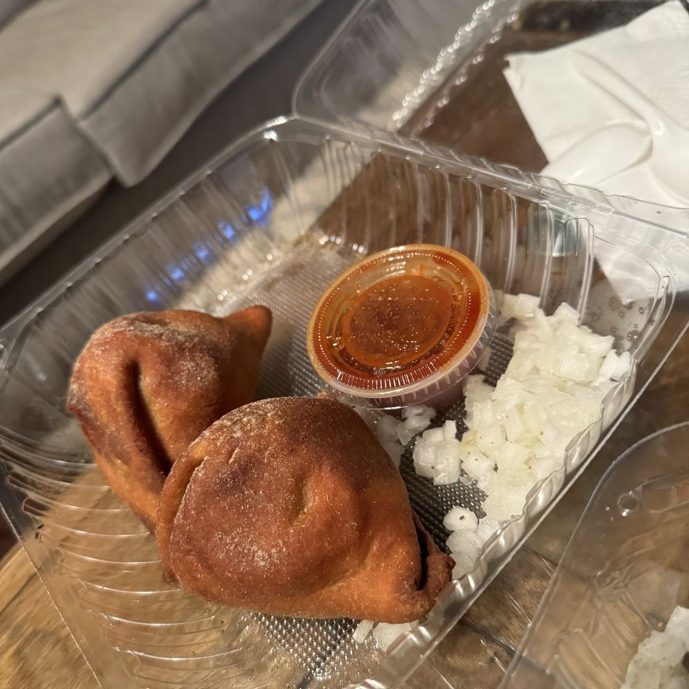 Quick Chaat - Samosa plate - Indian Near Me - Sunnyvale, California