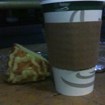 D' Volada Las Brisas - Chai latte y pastel de limon... - Coffee & Tea Near Me - Tijuana, BCN