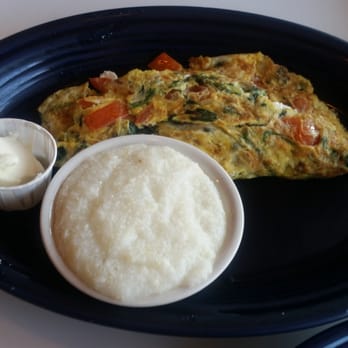 Lakeside Diner - Diners Near Me - Stamford, Connecticut