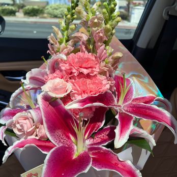 Windmill Floral Expressions - Flowers - Florists Near Me - Las Vegas, Nevada
