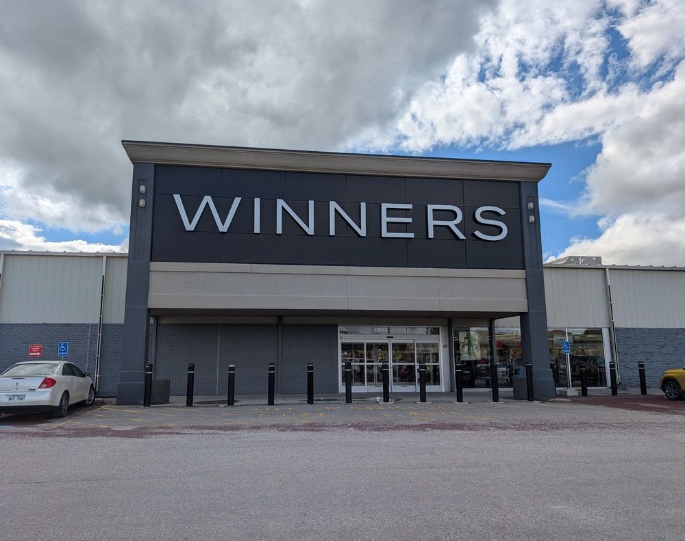 WINNERS APPAREL Updated August 2024 40 Photos 2127 Pembina Hwy