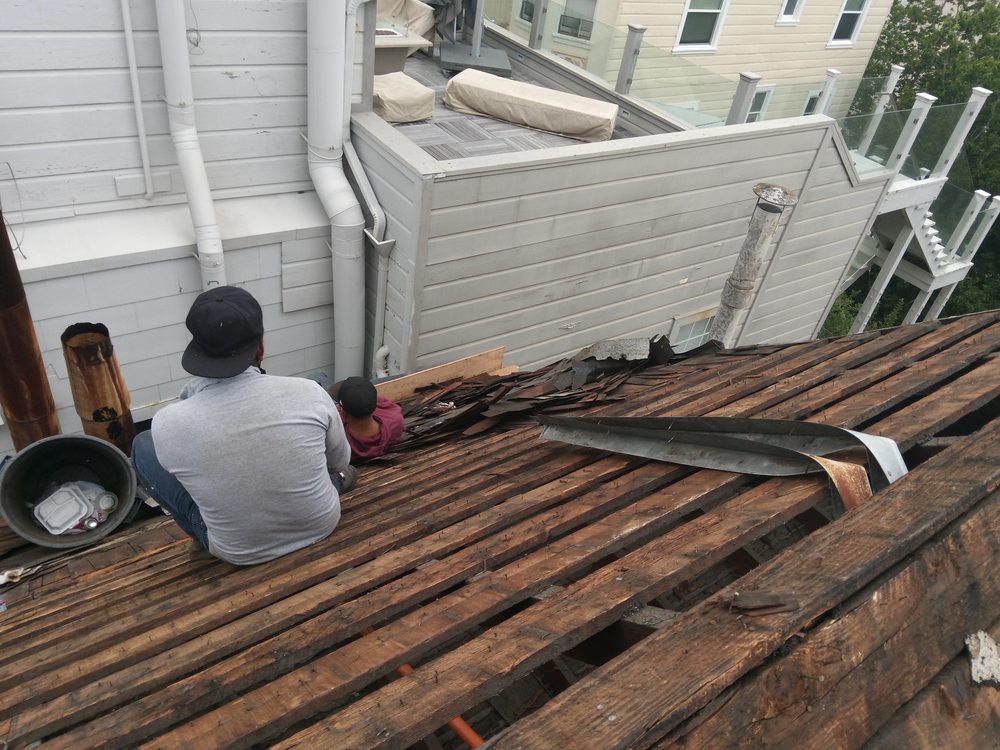 Slide of Alfredo Roofing