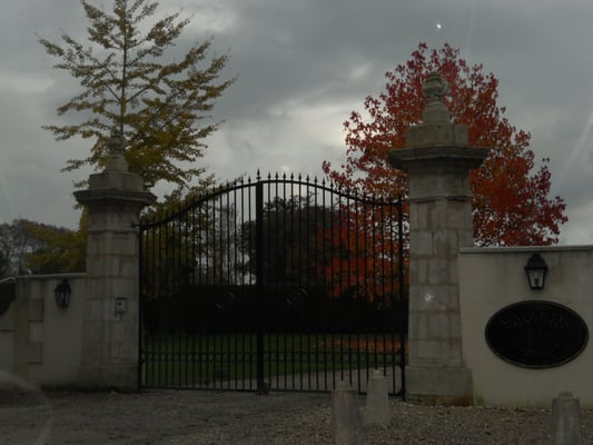 Château Malartic-Lagravière by null