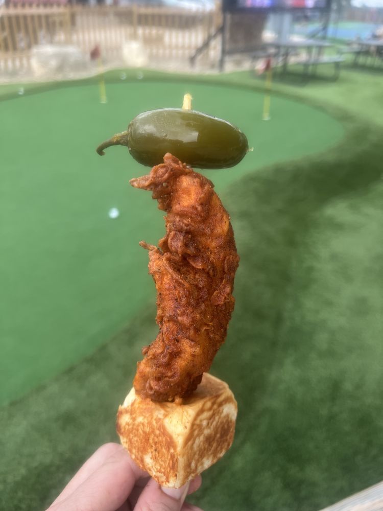 Honkys Hot Chicken Logo