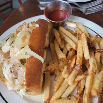 Tableau - Shrimp roll - Cajun/Creole Near Me - New Orleans, Louisiana