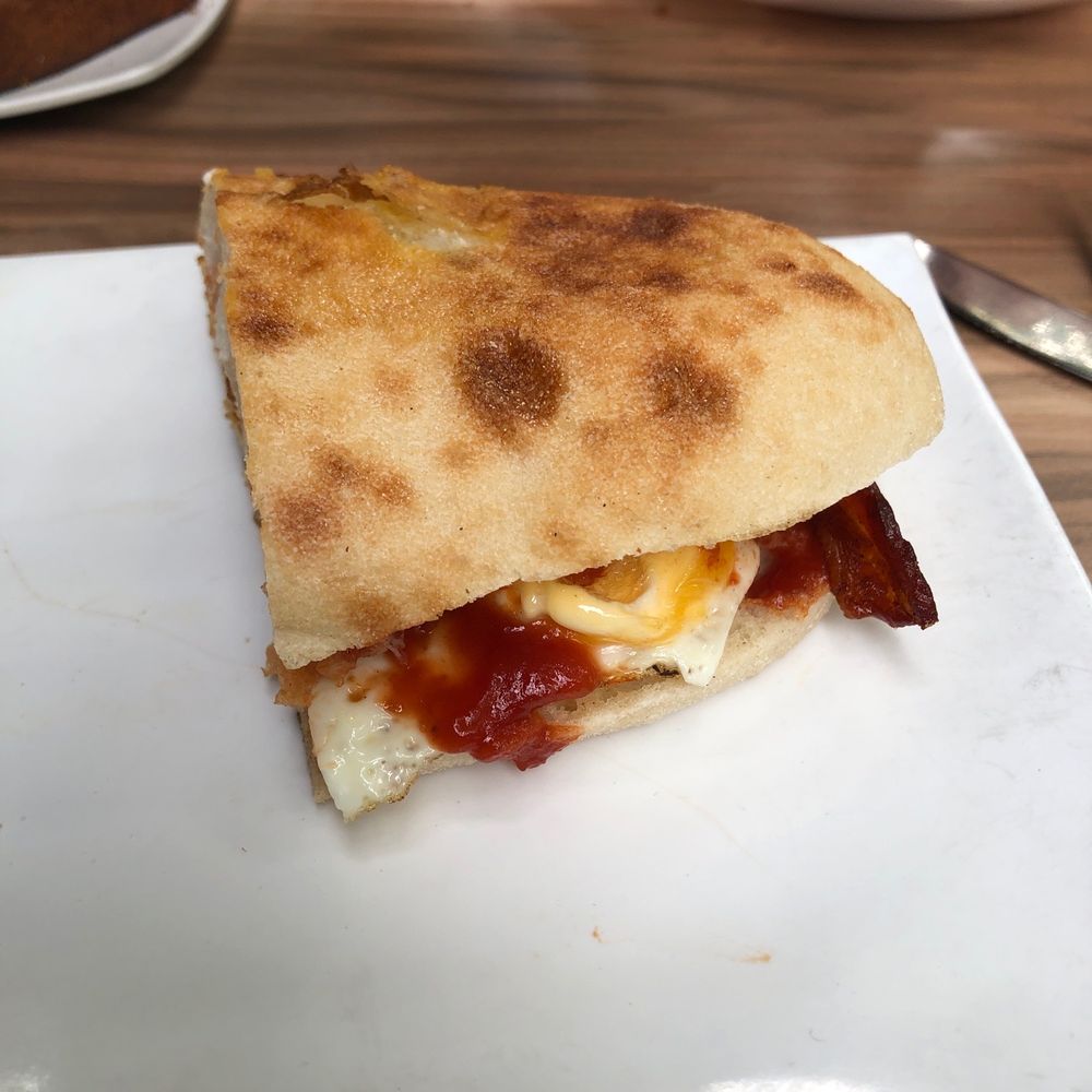 Bella Vita - Breakfast sandwich - Cafes Near Me - Potts Point, NSW