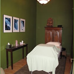 Anca Sira, LAc FABORM - AMA Wellness Center - Acupuncture treatment room