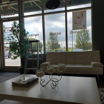 Enhance Brows Threading Spa - Seating lounge - Waxing Near Me - Kannapolis, North Carolina