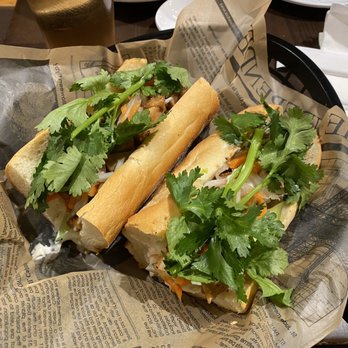 Pho Che - Chicken banh mi - Vietnamese Near Me - Flushing, New York