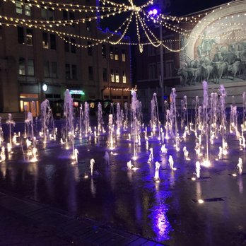 Sundance Square - Shopping Centers Near Me - Fort Worth, Texas