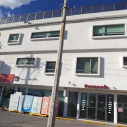 Hospital San Gabriel - Vista de la entrada