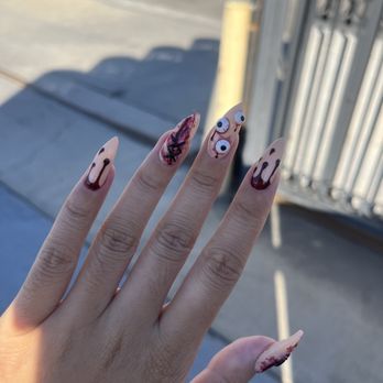 Oo Nailed It - Scary Halloween nails - Nail Salons Near Me - Beverly Hills, California Oo Nailed It - Scary Halloween nails - Nail Salons Near Me - Beverly Hills, California