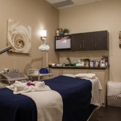 Hand & Stone Massage and Facial Spa -   Bayview Village