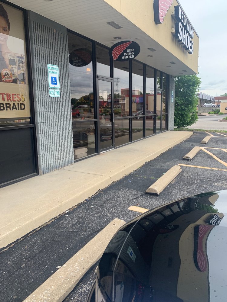 RED WING SHOE STORE Updated May 2024 323 Lincoln Hwy, Fairview