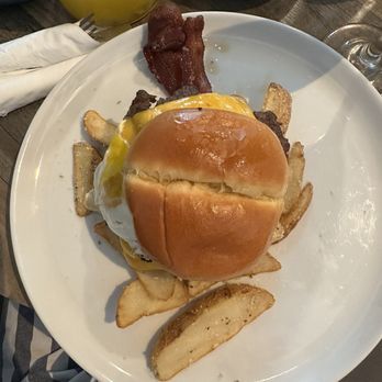 Kaffe Haus - Burger and the portion of fries they give. (Did not start eating yet, that's what you get) - Breakfast & Brunch Near Me - San Juan, Puerto Rico Kaffe Haus - Burger and the portion of fries they give. (Did not start eating yet, that's what you get) - Breakfast & Brunch Near Me - San Juan, Puerto Rico