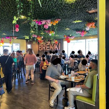 Brekki Brekki - Dining room - Breakfast & Brunch Near Me - Albuquerque, New Mexico