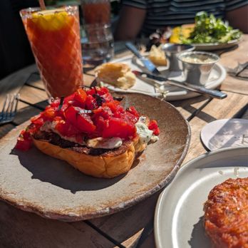 Sojourner - Bloody Mary, heirloom tomato toast (no egg) hashbrowns - Bars Near Me - Franklin, Tennessee
