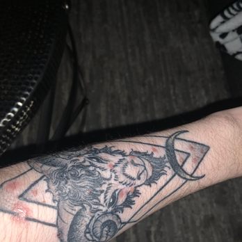 Sandra Osswald - Tattoo infection I've been fight for the last 7 months - Dermatologists Near Me - San Antonio, Texas Sandra Osswald - Tattoo infection I've been fight for the last 7 months - Dermatologists Near Me - San Antonio, Texas